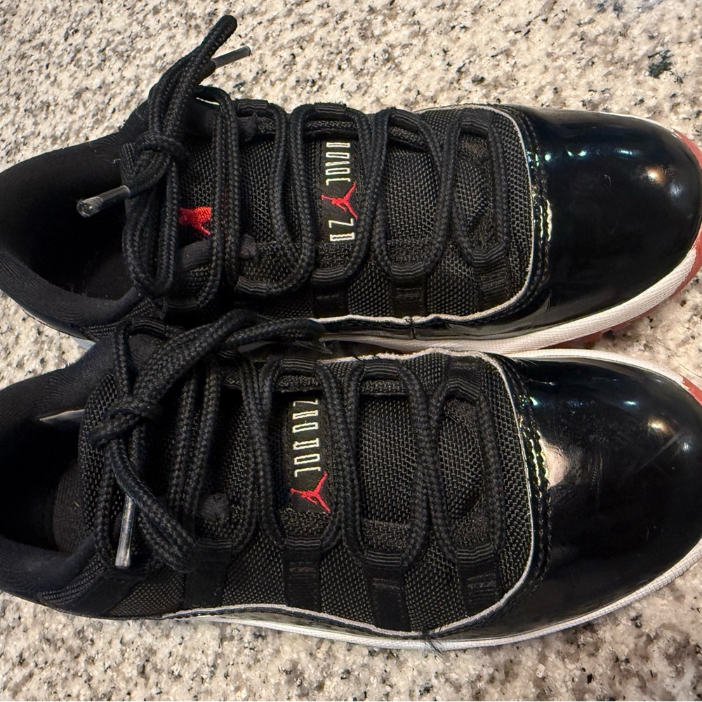 Jordan 11 Retro Low
Bred (PS) (2025) - Picture 2 of 6